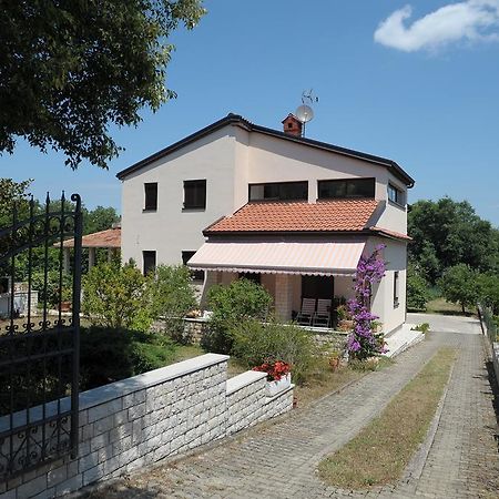 Apartament Vv Pula Cameră foto