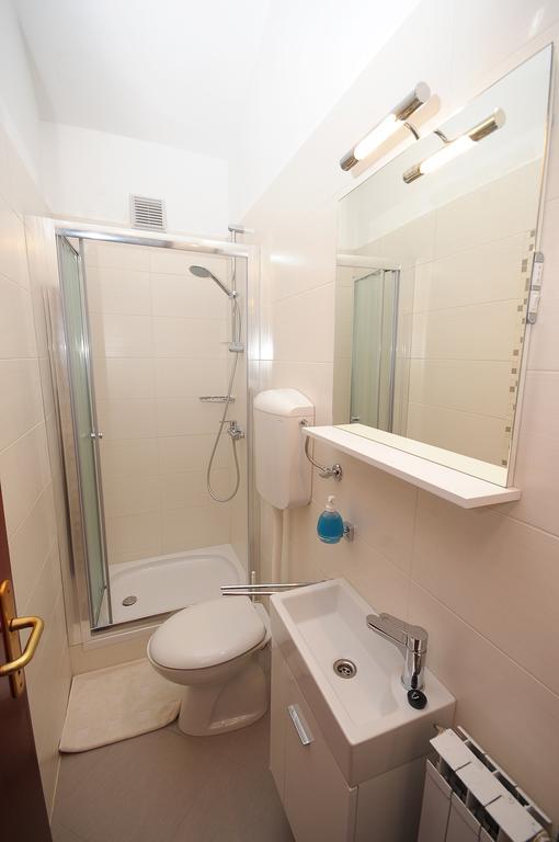 Apartament Vv Pula Cameră foto